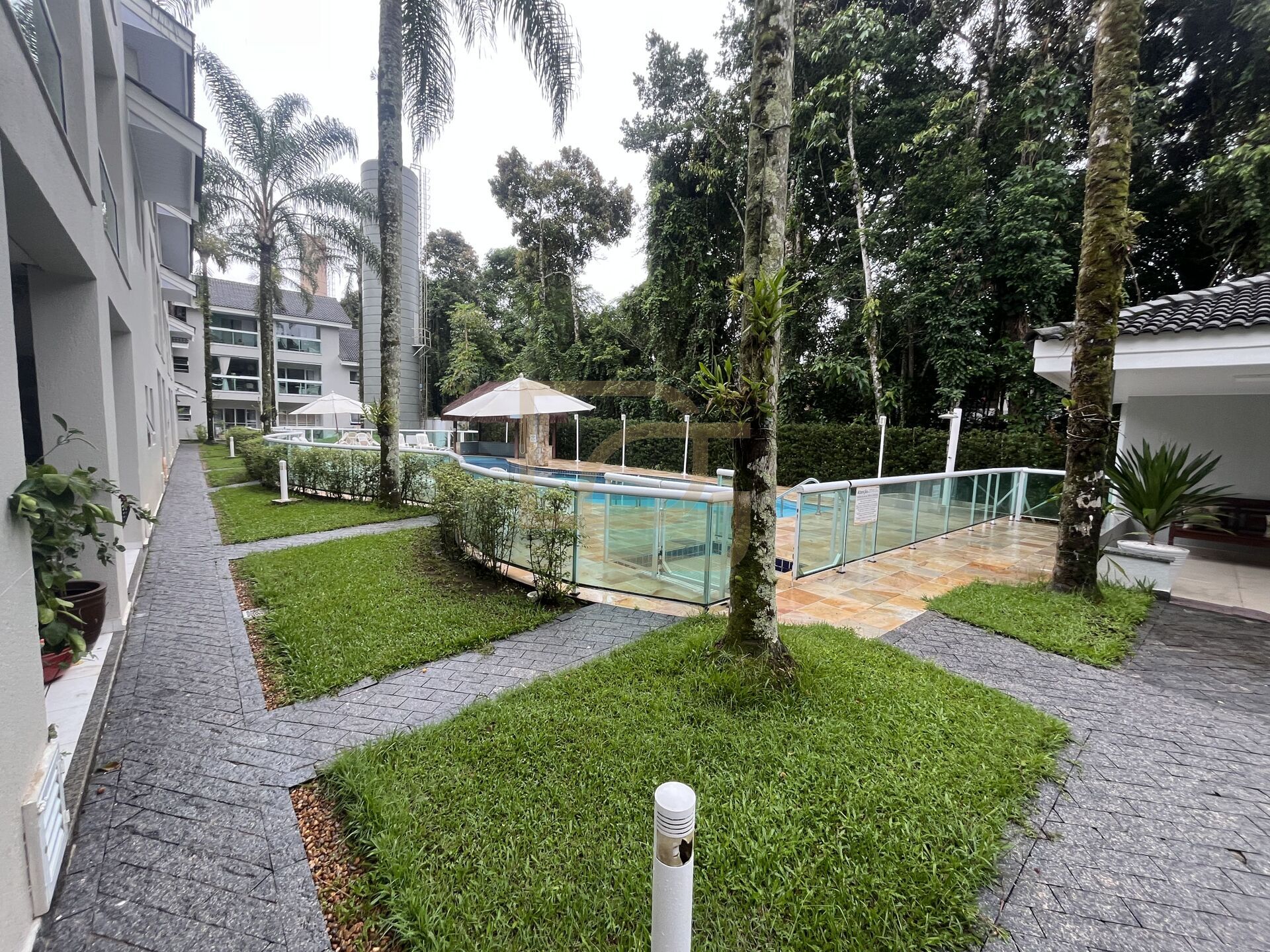 Casa à venda com 3 quartos, 92m² - Foto 14
