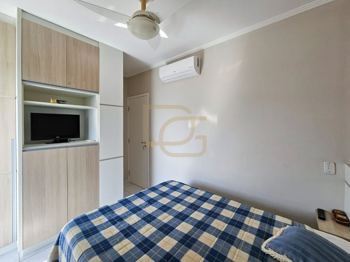 Apartamento à venda com 3 quartos, 98m² - Foto 10