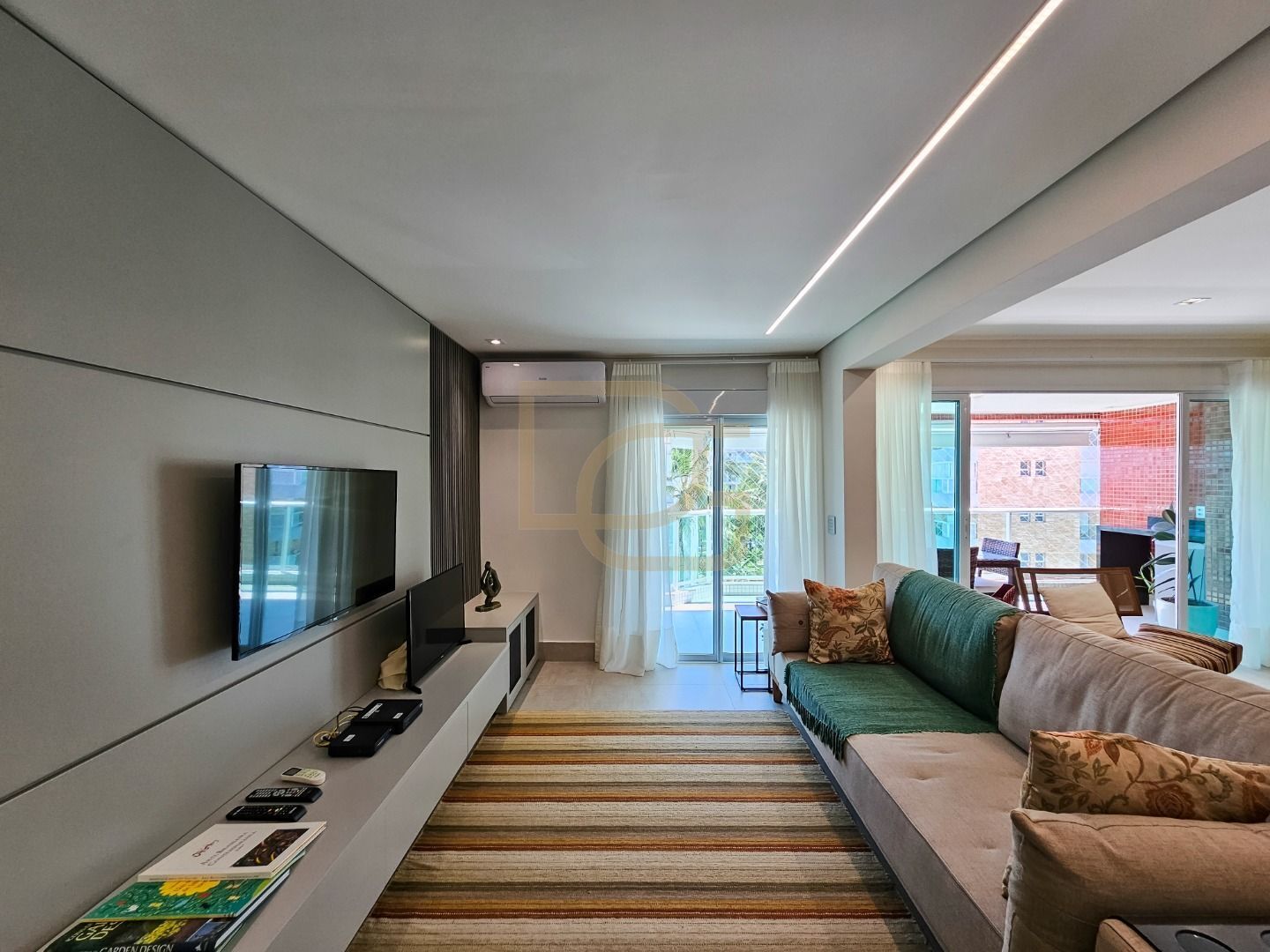 Cobertura à venda com 4 quartos, 330m² - Foto 8
