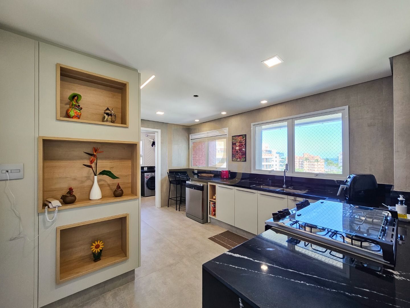 Cobertura à venda com 4 quartos, 330m² - Foto 27