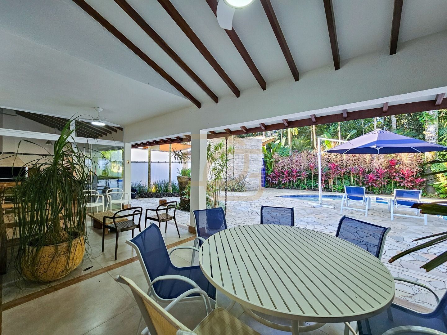 Casa, 4 quartos, 339 m² - Foto 9