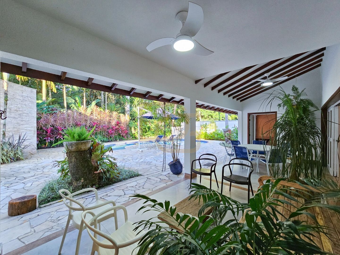 Casa, 4 quartos, 339 m² - Foto 10