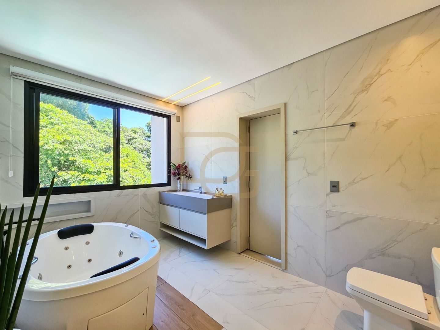 Casa, 6 quartos, 334 m² - Foto 32