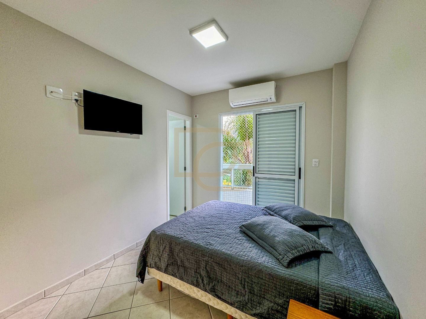 Apartamento à venda com 2 quartos, 85m² - Foto 12