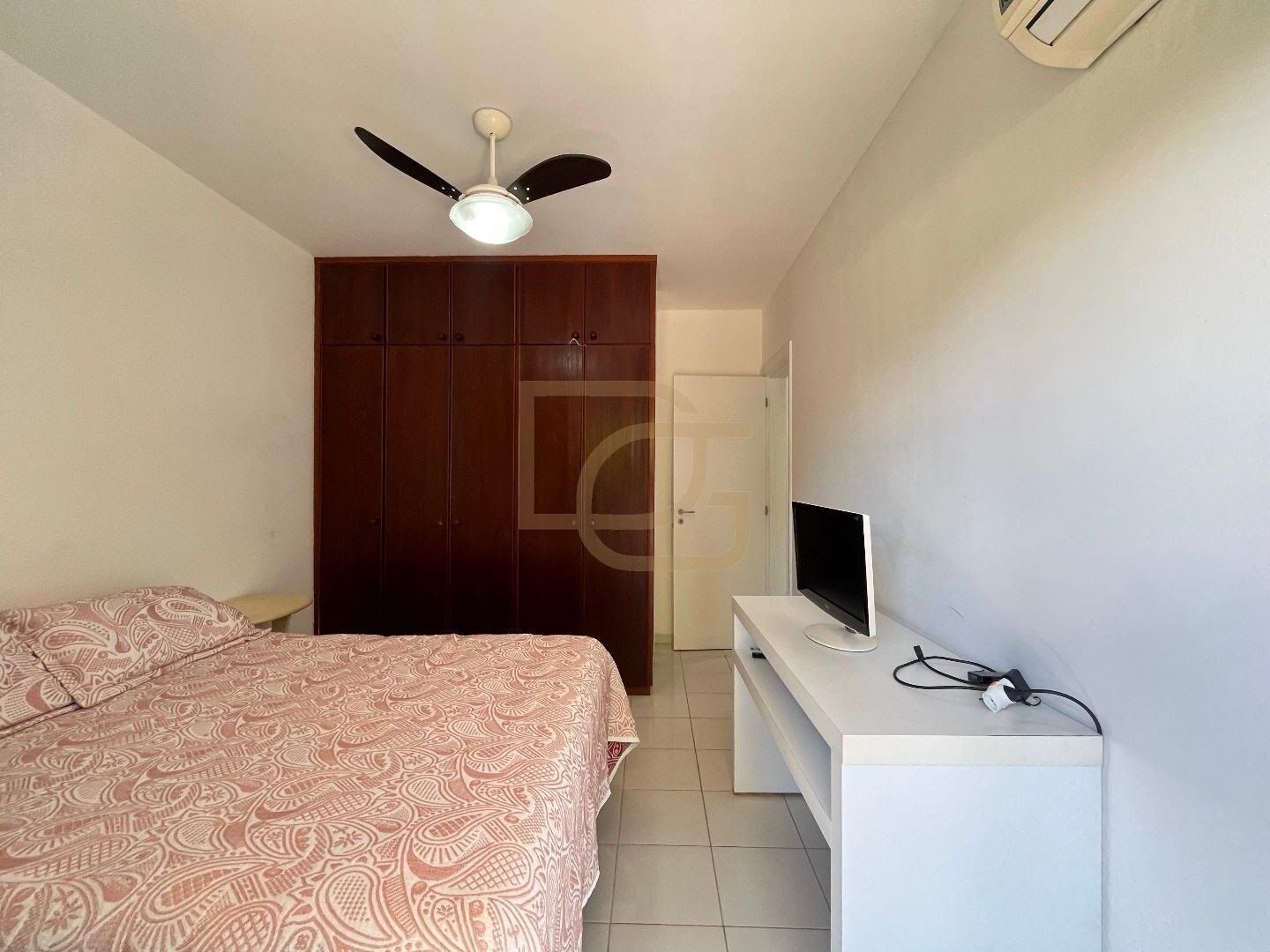 Apartamento à venda com 2 quartos, 85m² - Foto 13