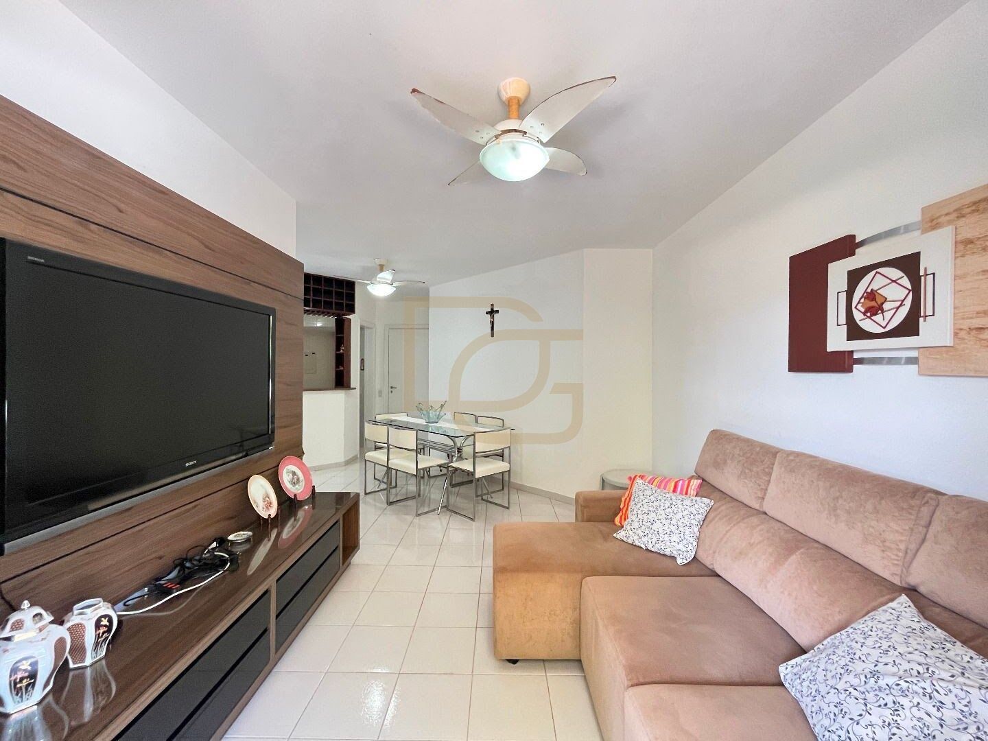 Apartamento à venda com 2 quartos, 85m² - Foto 4