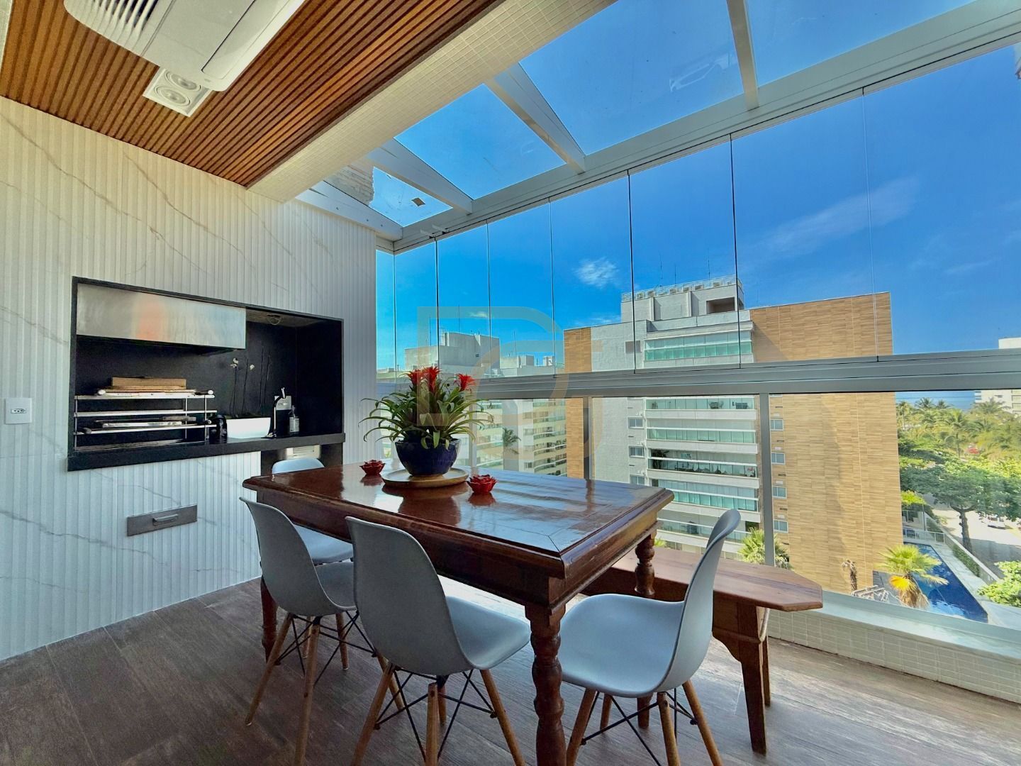 Cobertura, 3 quartos, 146 m² - Foto 1