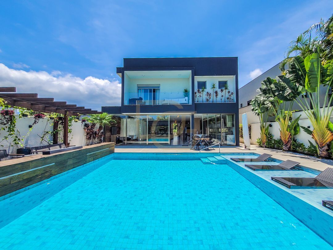 Casa, 6 quartos, 600 m² - Foto 1