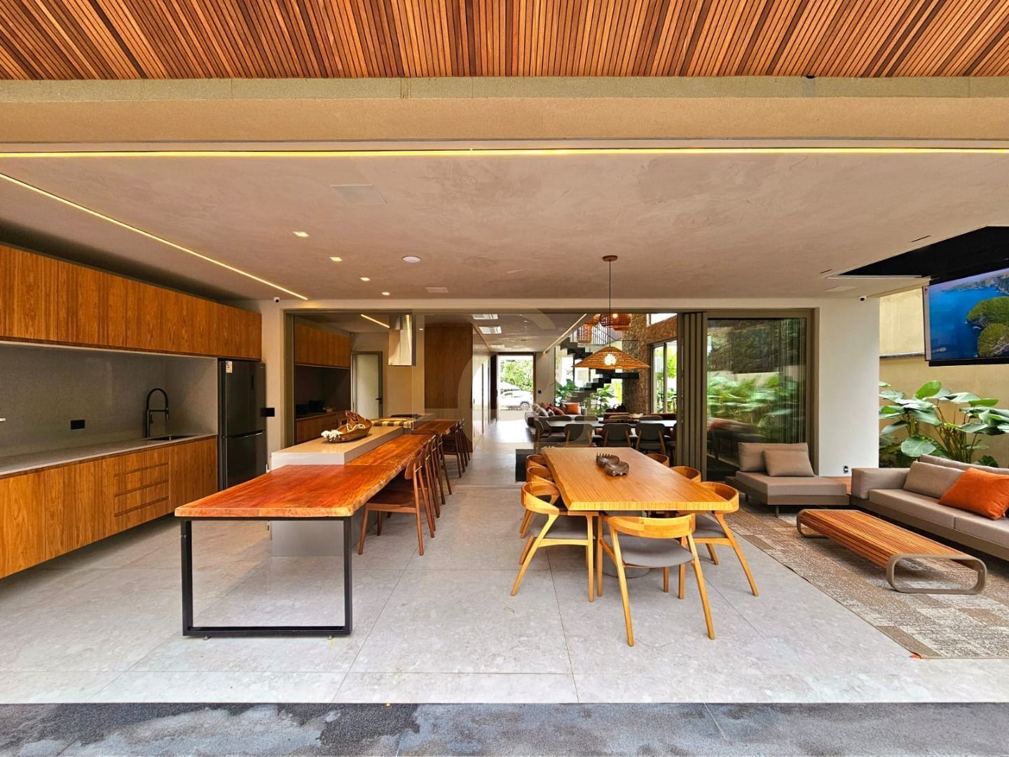 Casa à venda com 4 quartos, 395m² - Foto 4