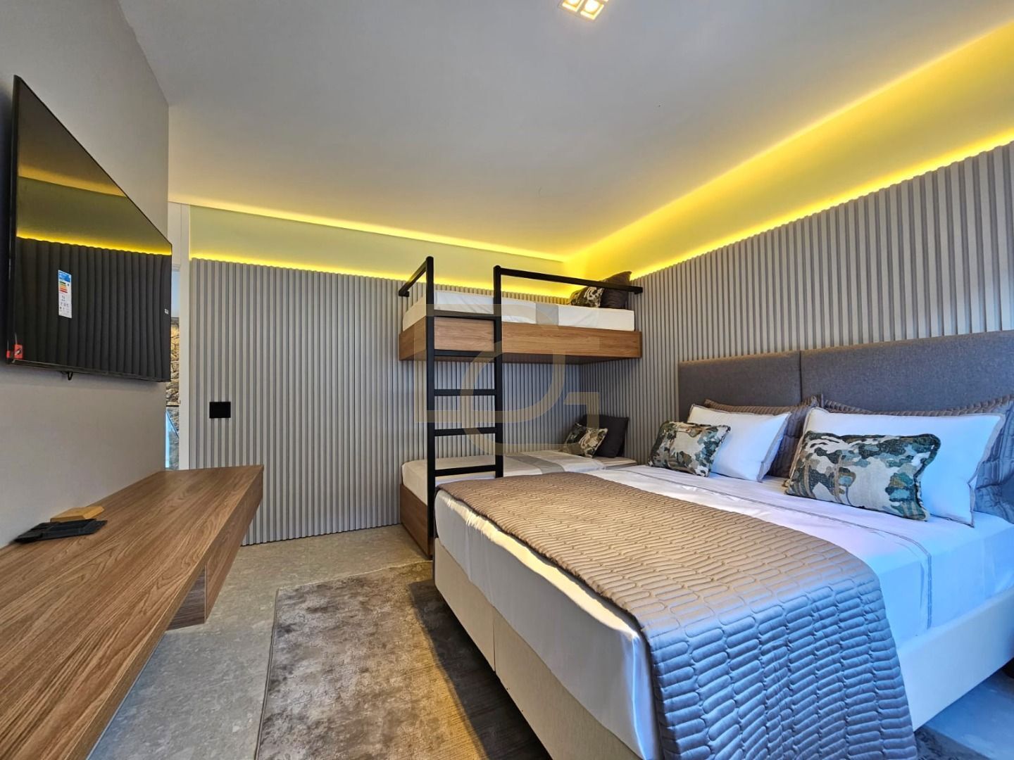 Casa à venda com 4 quartos, 395m² - Foto 11