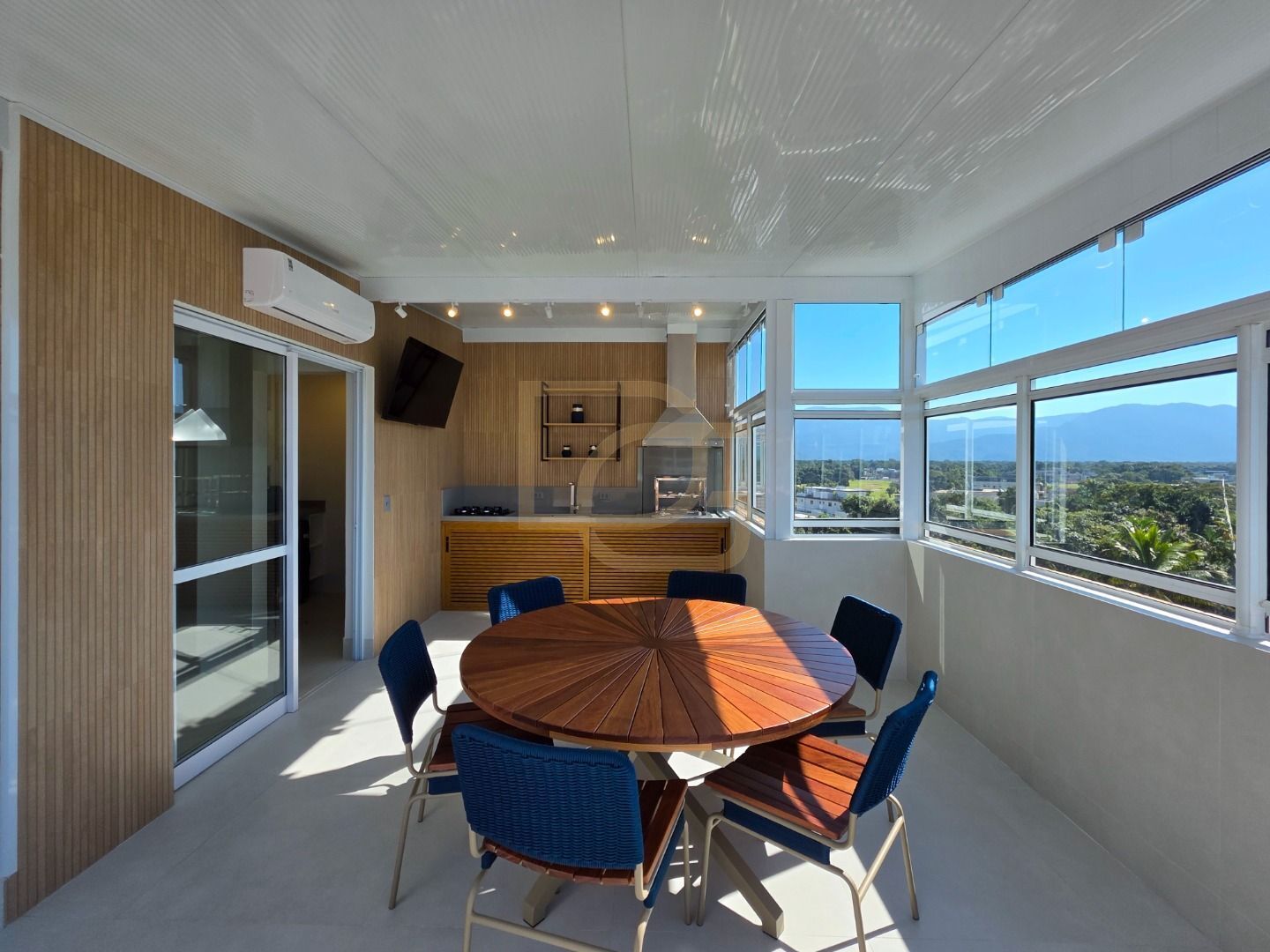 Cobertura, 4 quartos, 216 m² - Foto 5