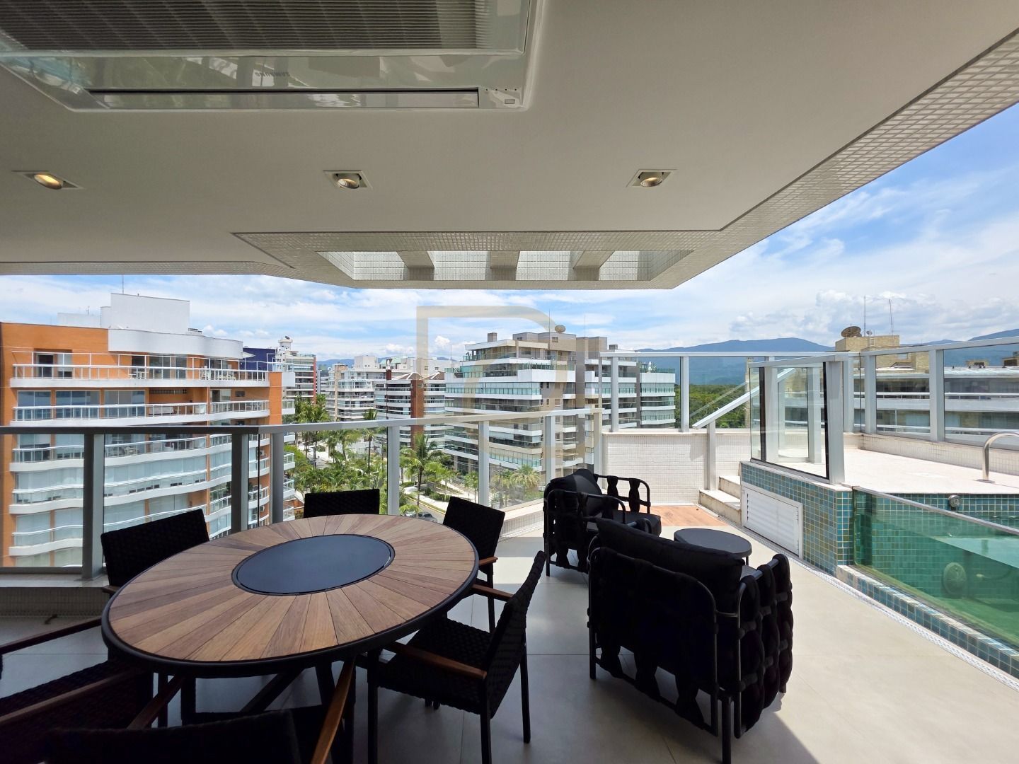 Cobertura, 4 quartos, 242 m² - Foto 5