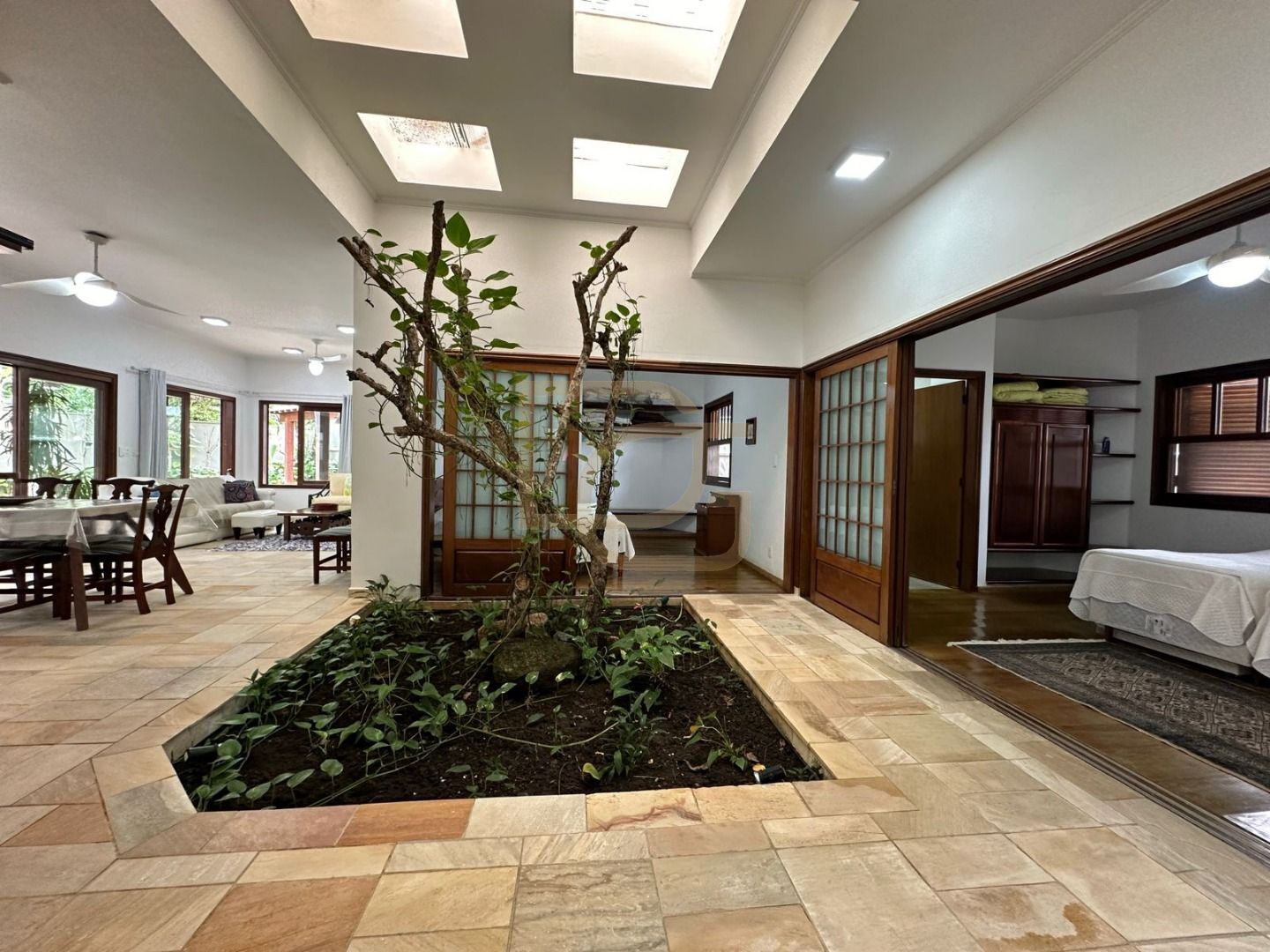 Casa, 3 quartos, 240 m² - Foto 15