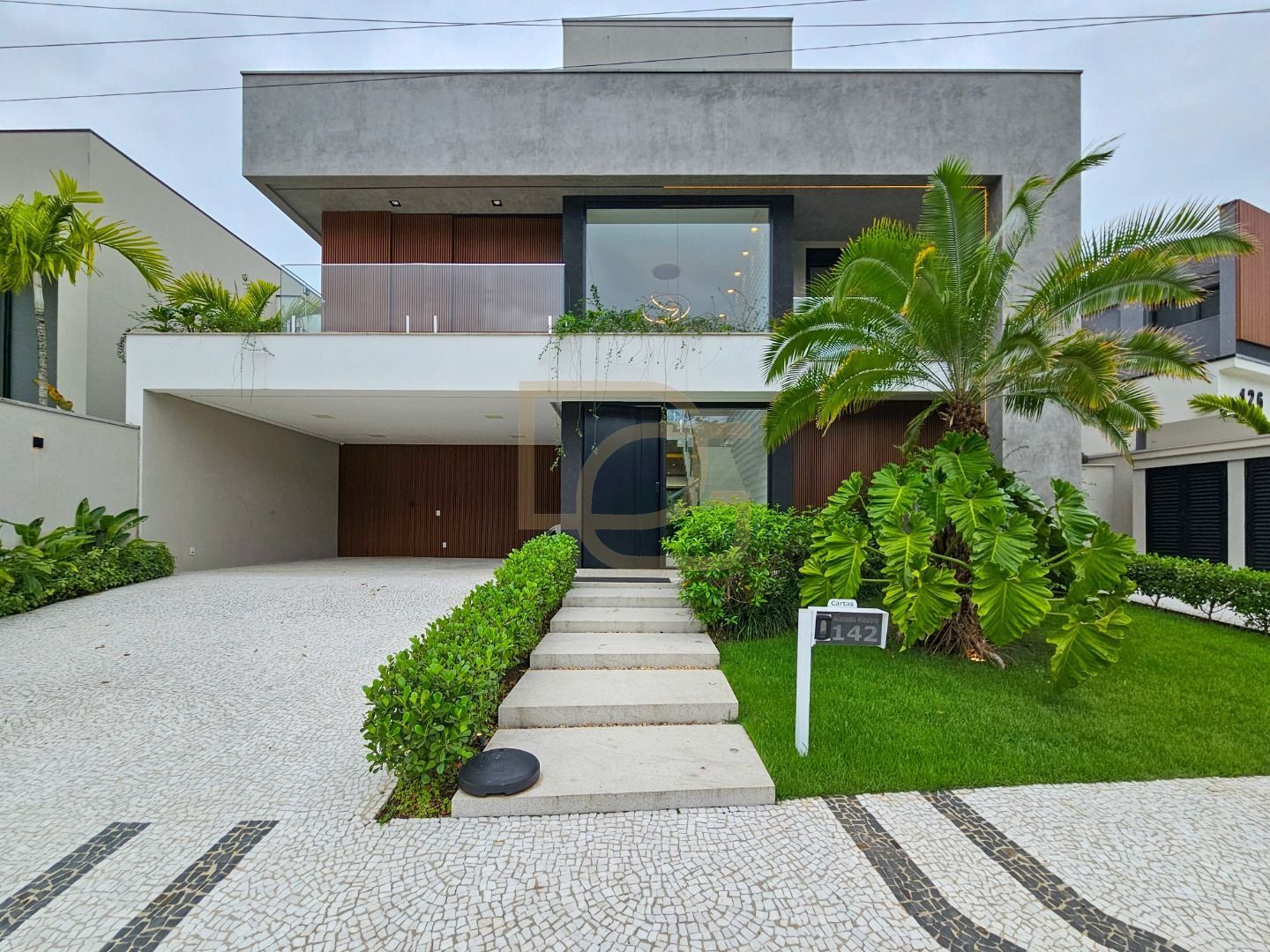 Casa, 6 quartos, 450 m² - Foto 1
