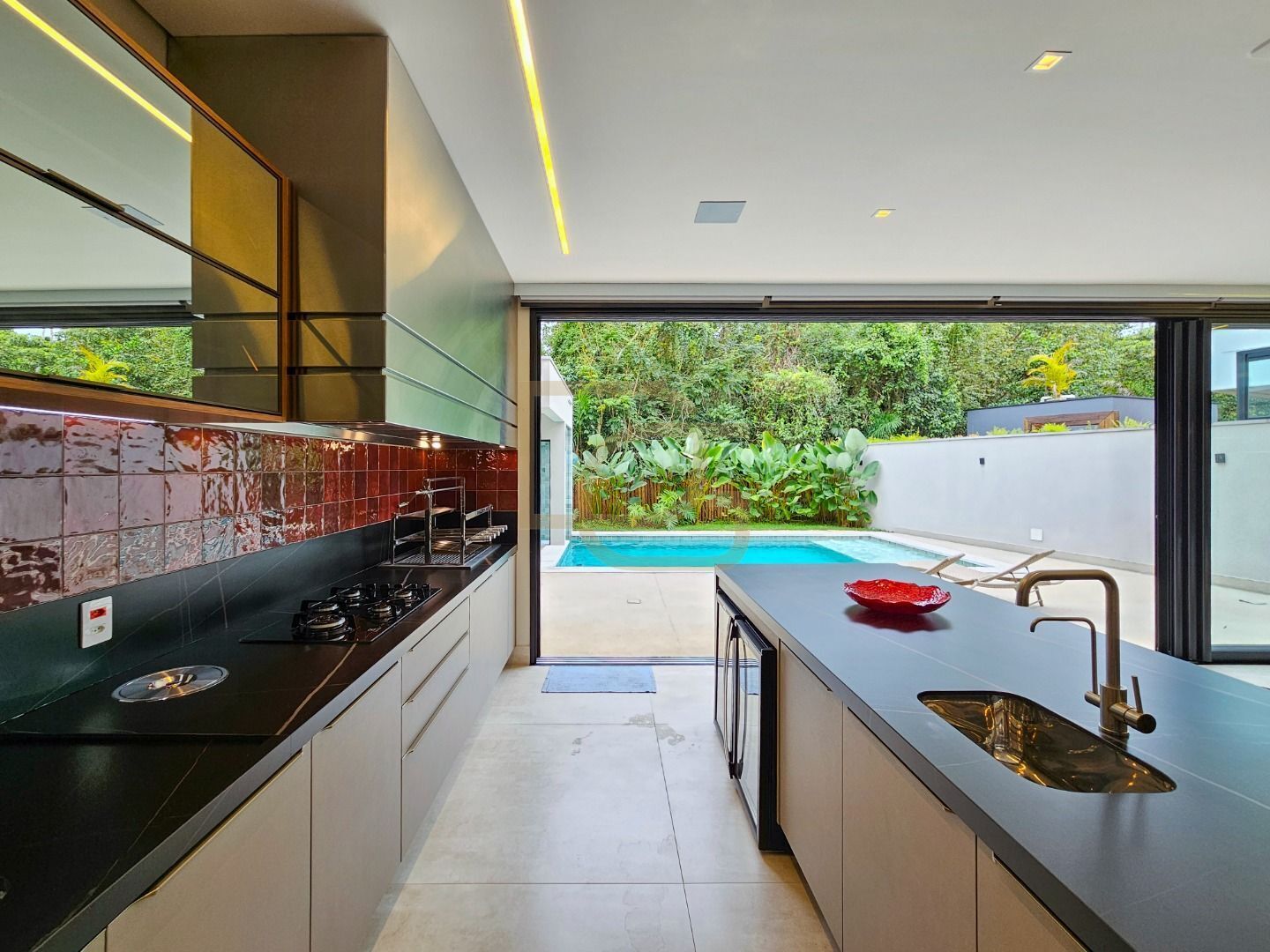 Casa, 6 quartos, 450 m² - Foto 19