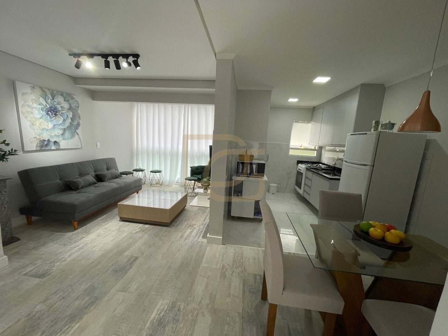 Casa à venda com 3 quartos, 92m² - Foto 2