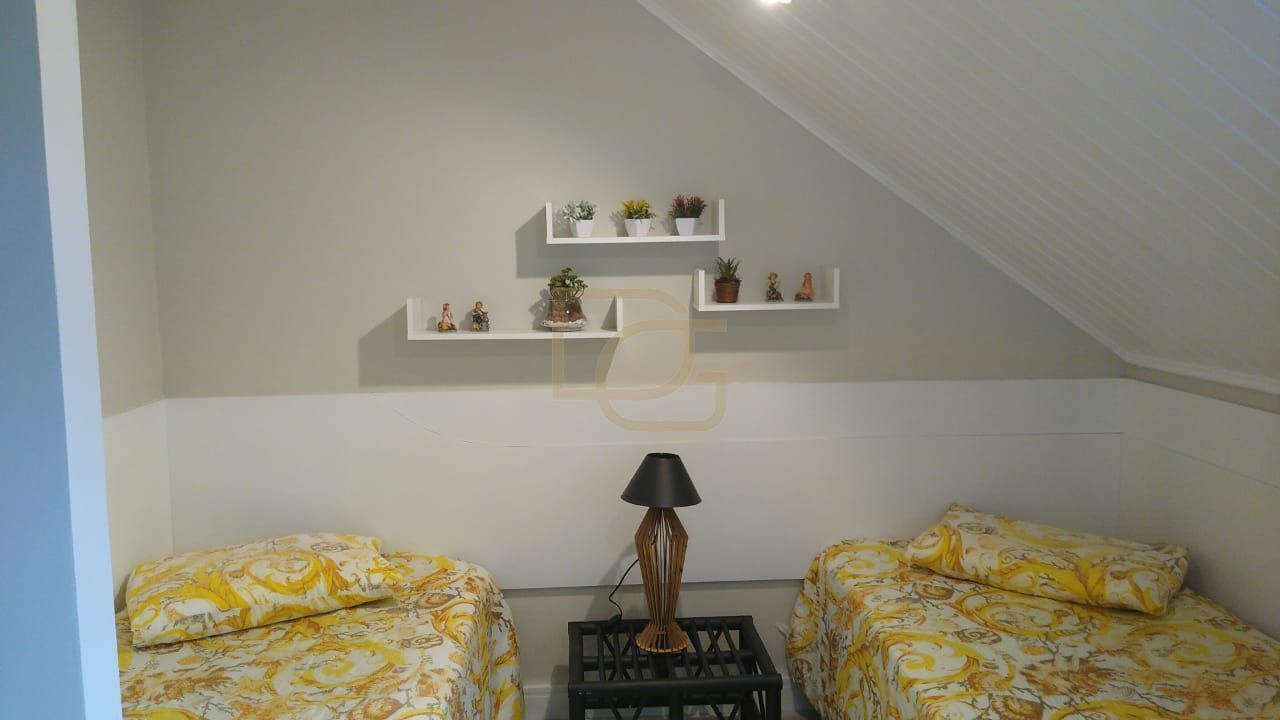Casa à venda com 3 quartos, 92m² - Foto 8