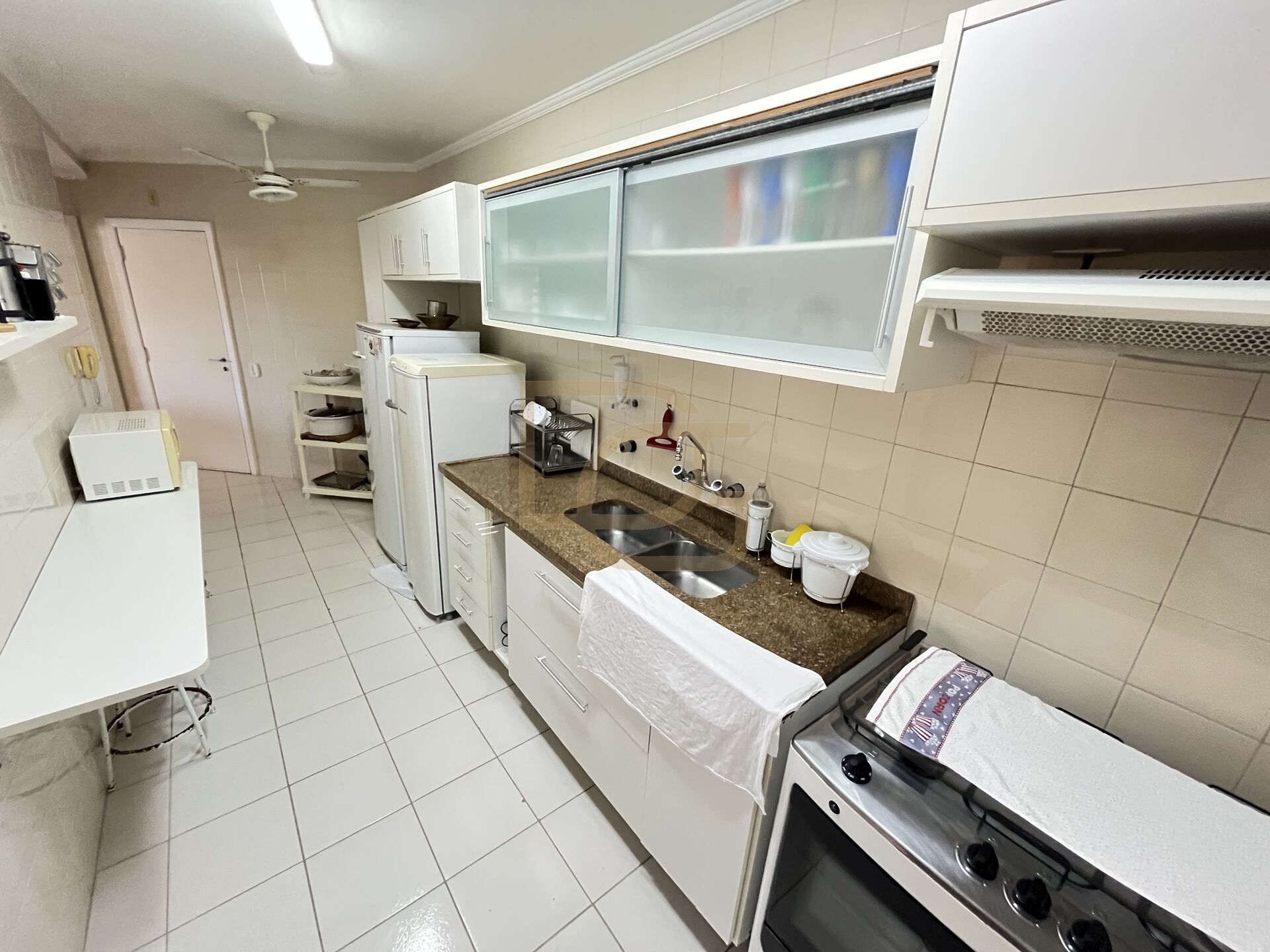Cobertura à venda com 4 quartos, 212m² - Foto 13