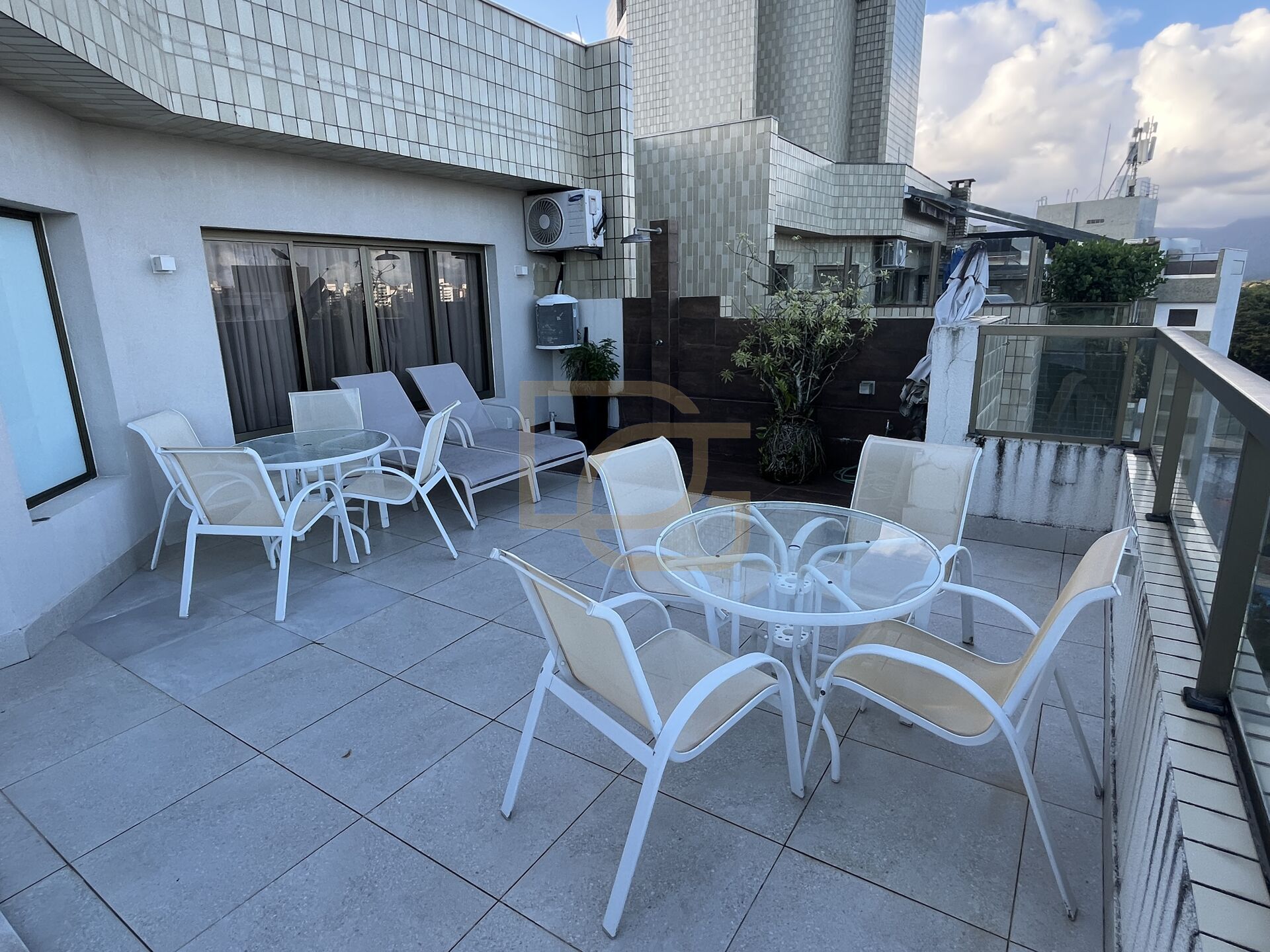 Cobertura à venda com 4 quartos, 212m² - Foto 25