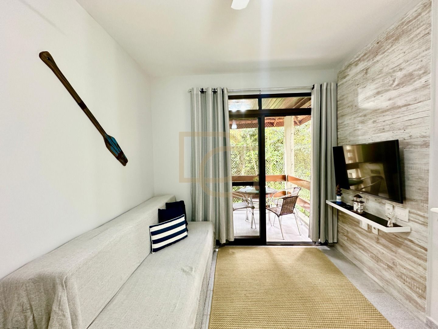 Casa à venda com 1 quarto, 47m² - Foto 2