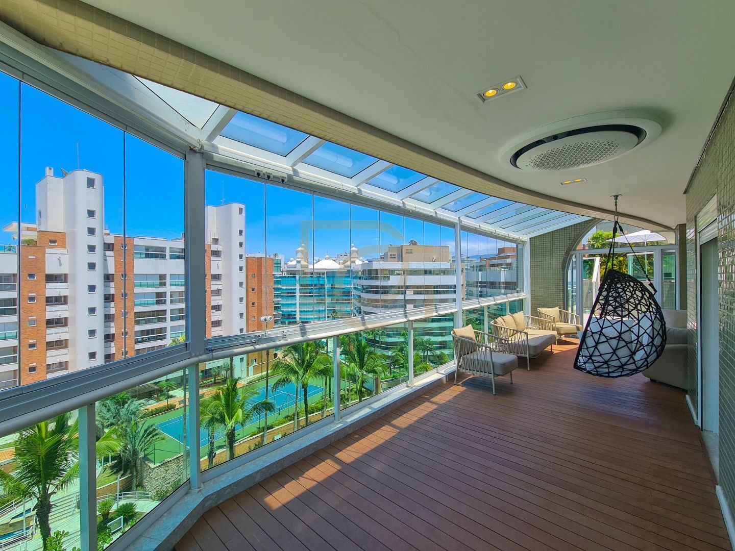 Cobertura, 3 quartos, 272 m² - Foto 3