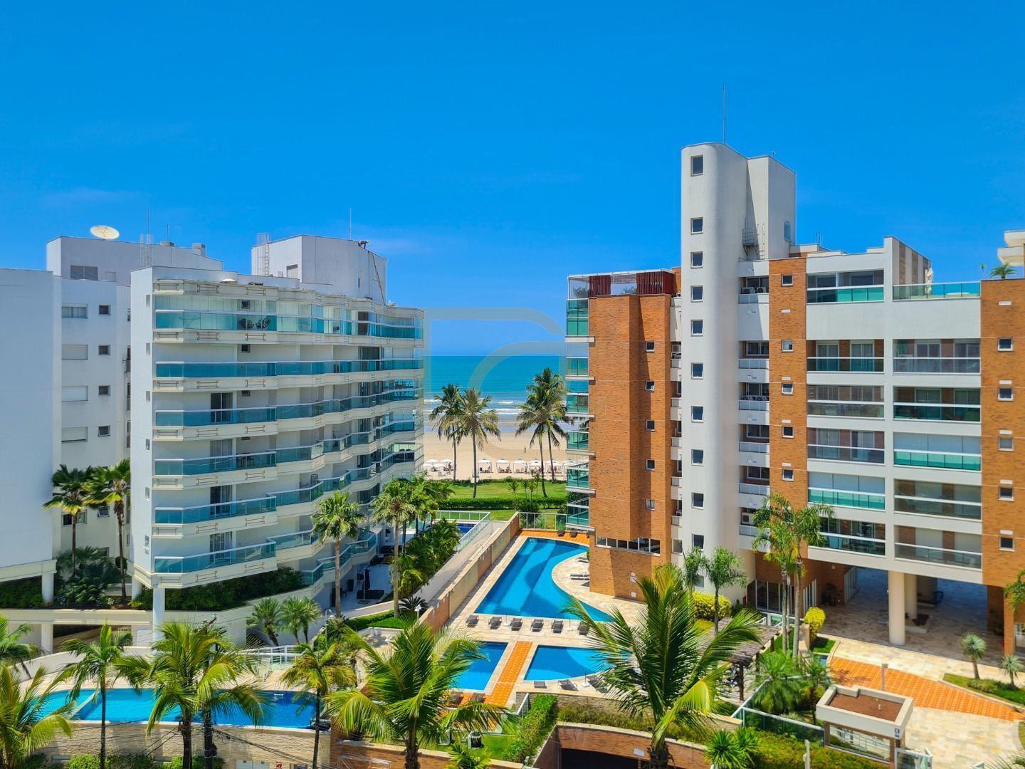 Cobertura, 3 quartos, 272 m² - Foto 1