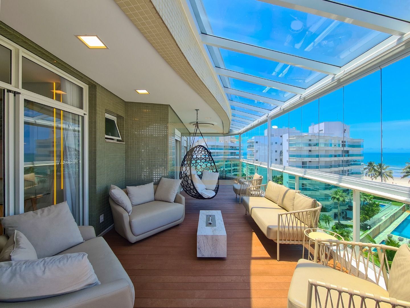 Cobertura, 3 quartos, 272 m² - Foto 2