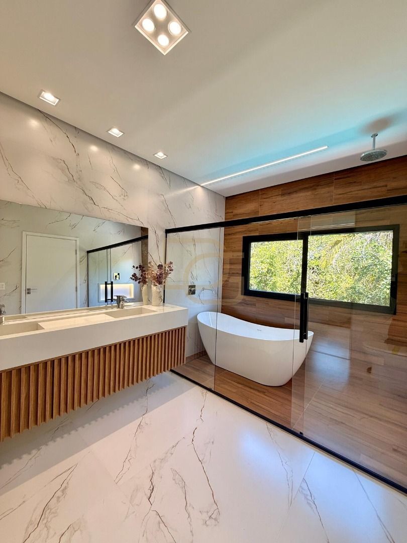 Casa, 6 quartos, 315 m² - Foto 44