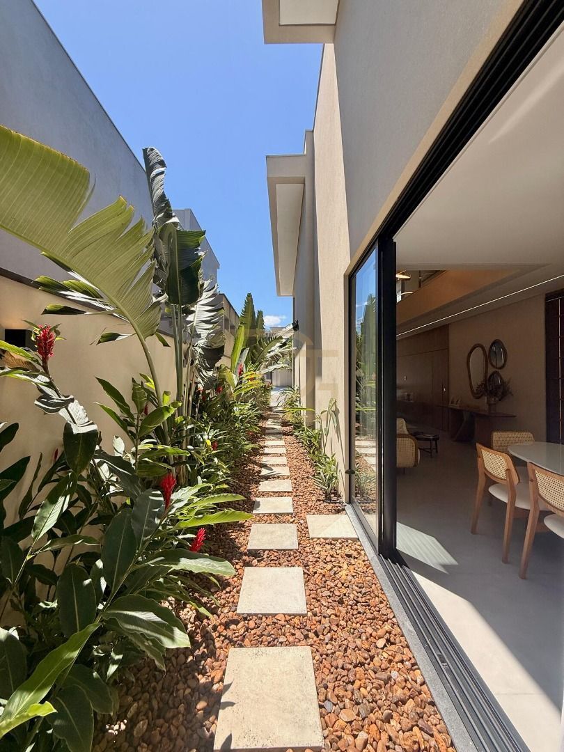 Casa, 6 quartos, 315 m² - Foto 10
