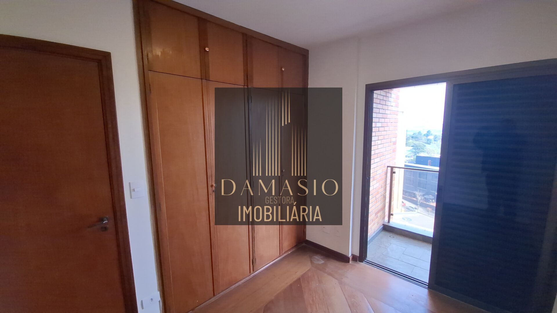 Apartamento para alugar com 2 quartos, 116m² - Foto 7