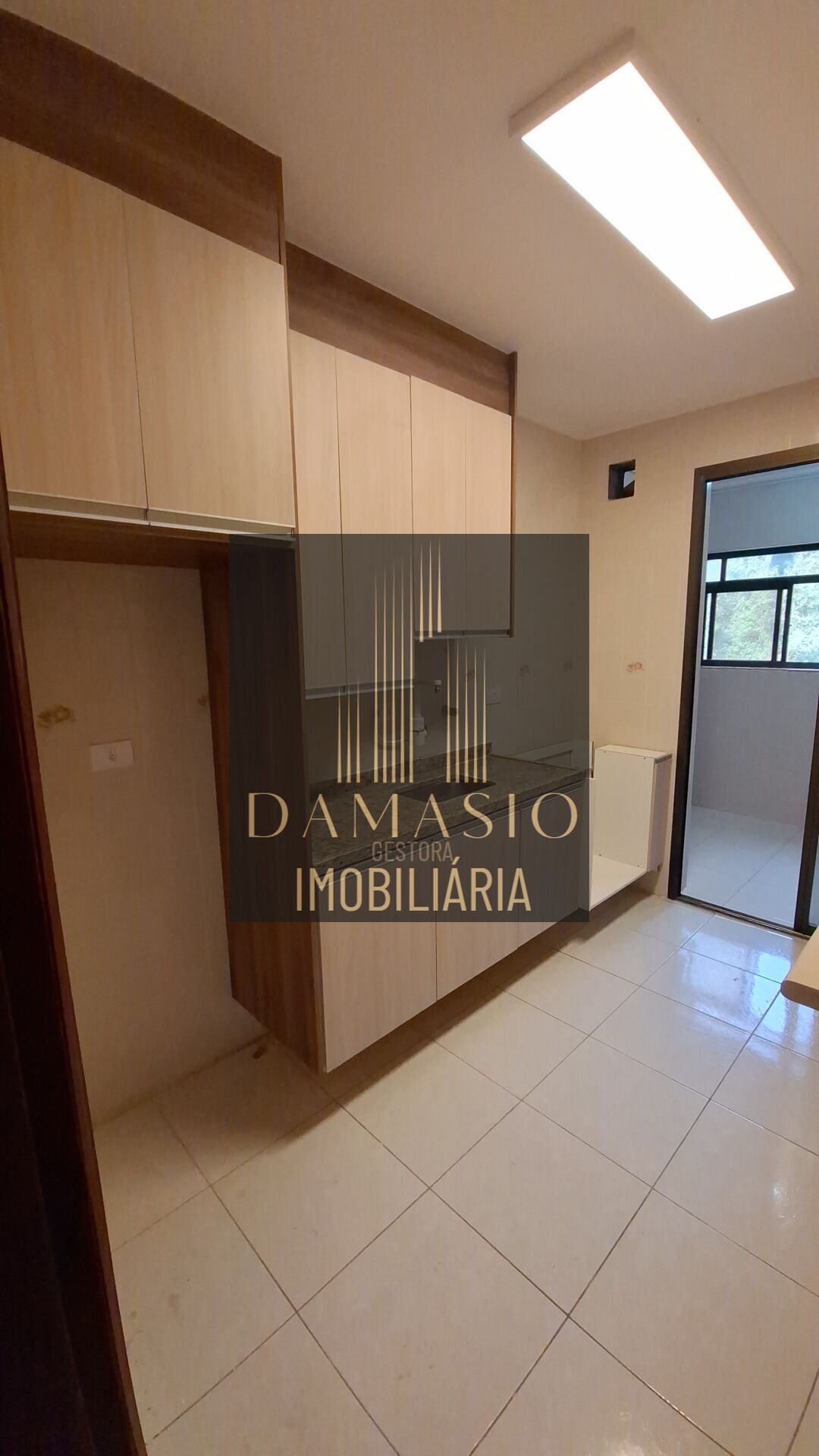 Apartamento para alugar com 2 quartos, 116m² - Foto 9