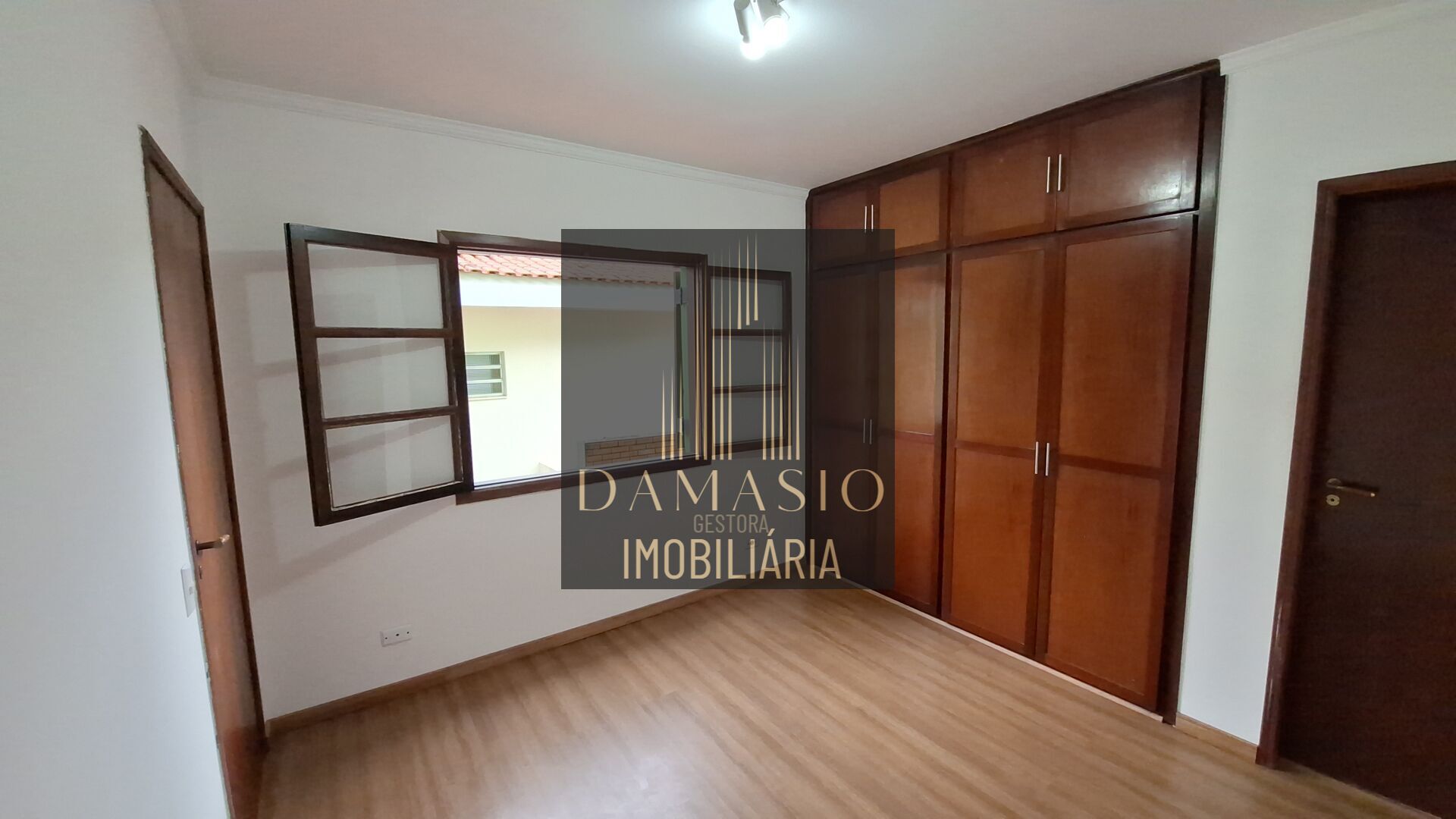 Casa para alugar com 2 quartos, 237m² - Foto 6