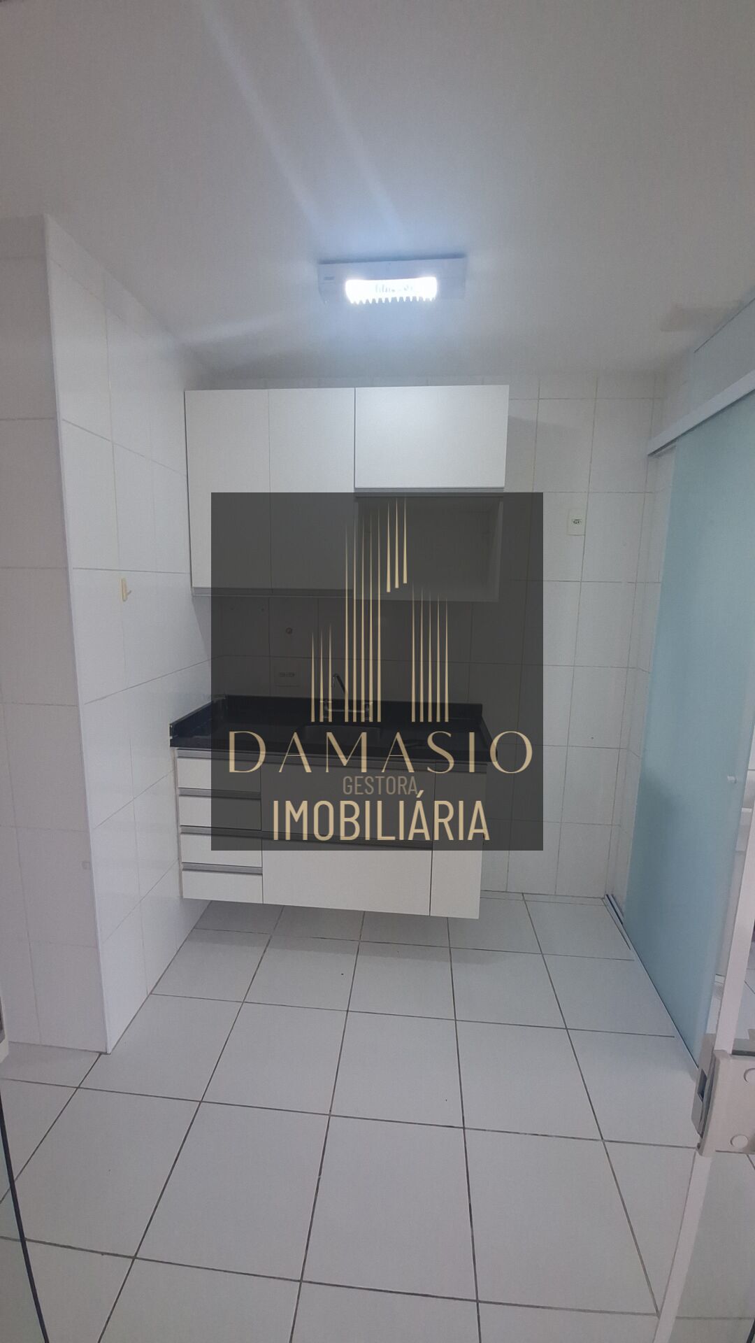 Apartamento para alugar com 1 quarto, 62m² - Foto 6