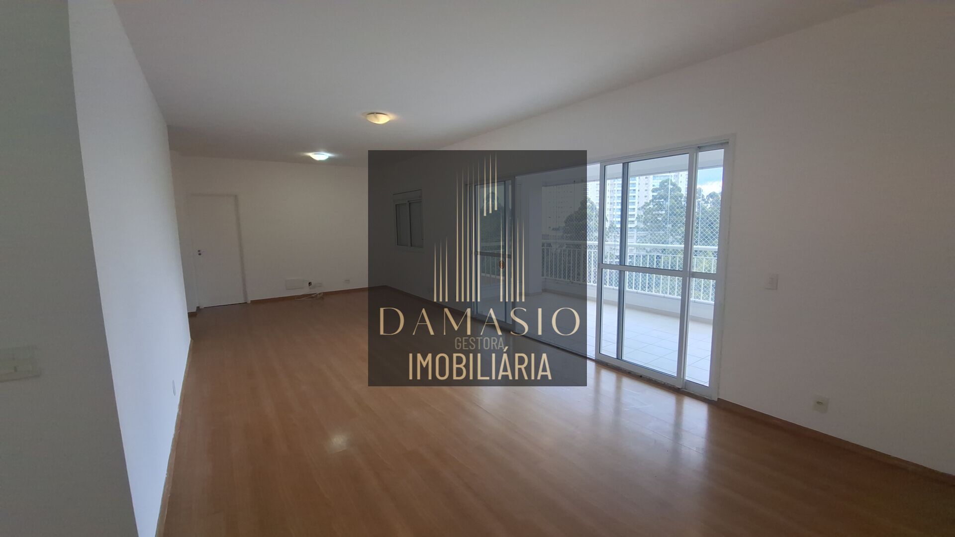 Apartamento para alugar com 2 quartos, 132m² - Foto 3