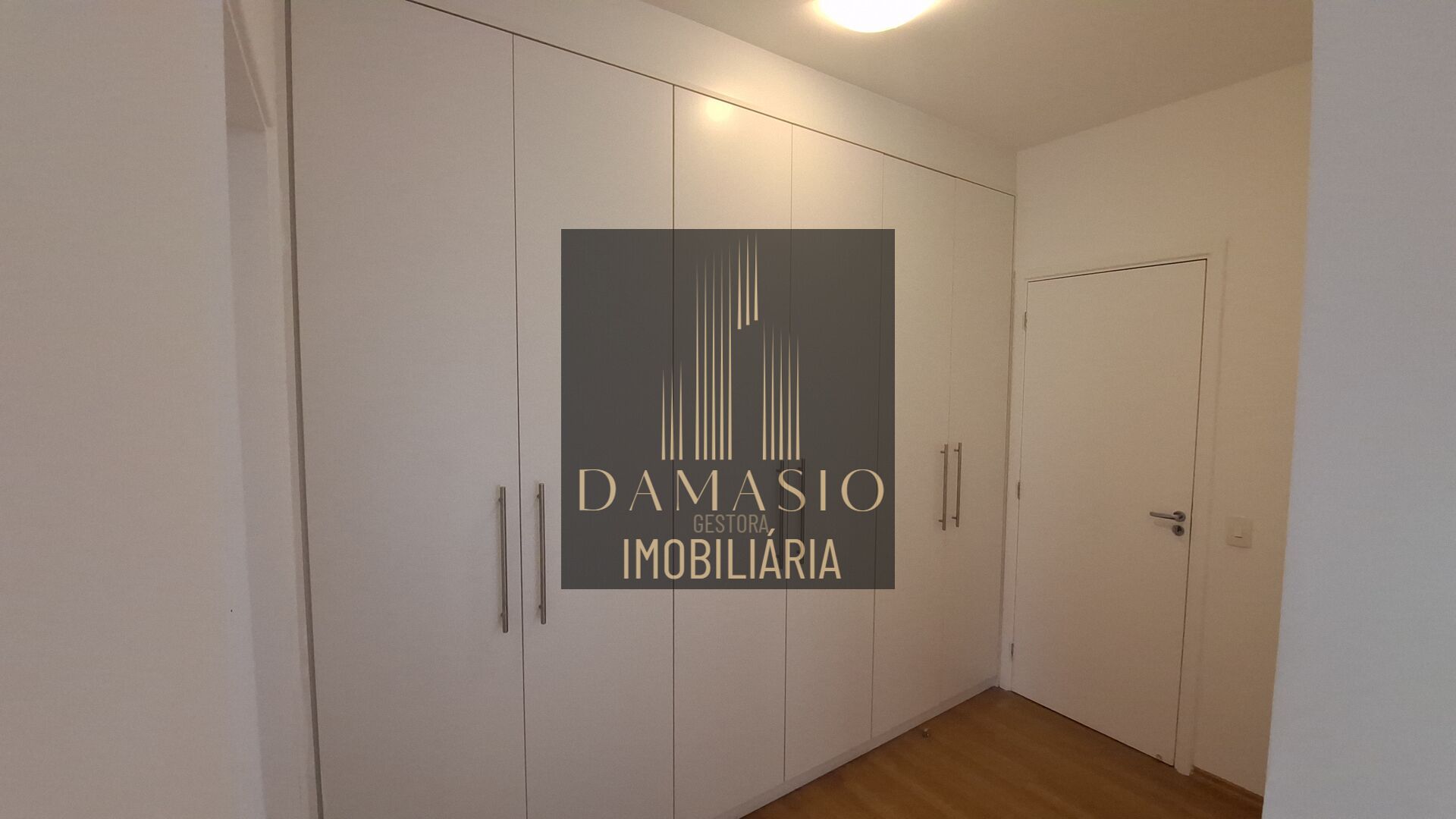 Apartamento para alugar com 2 quartos, 132m² - Foto 6