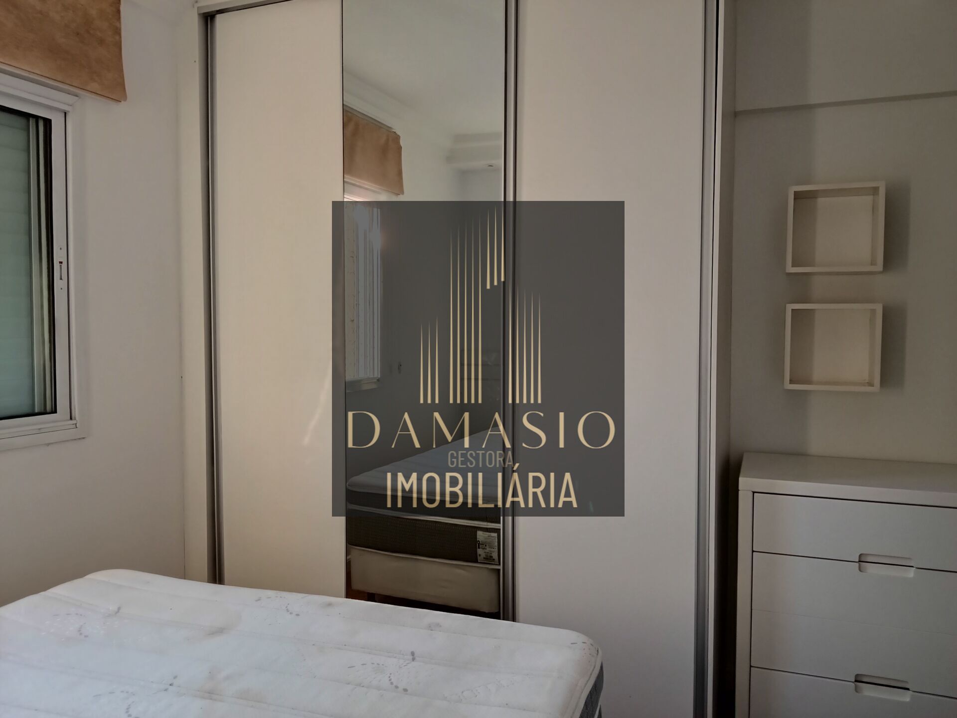 Apartamento à venda com 3 quartos, 105m² - Foto 10