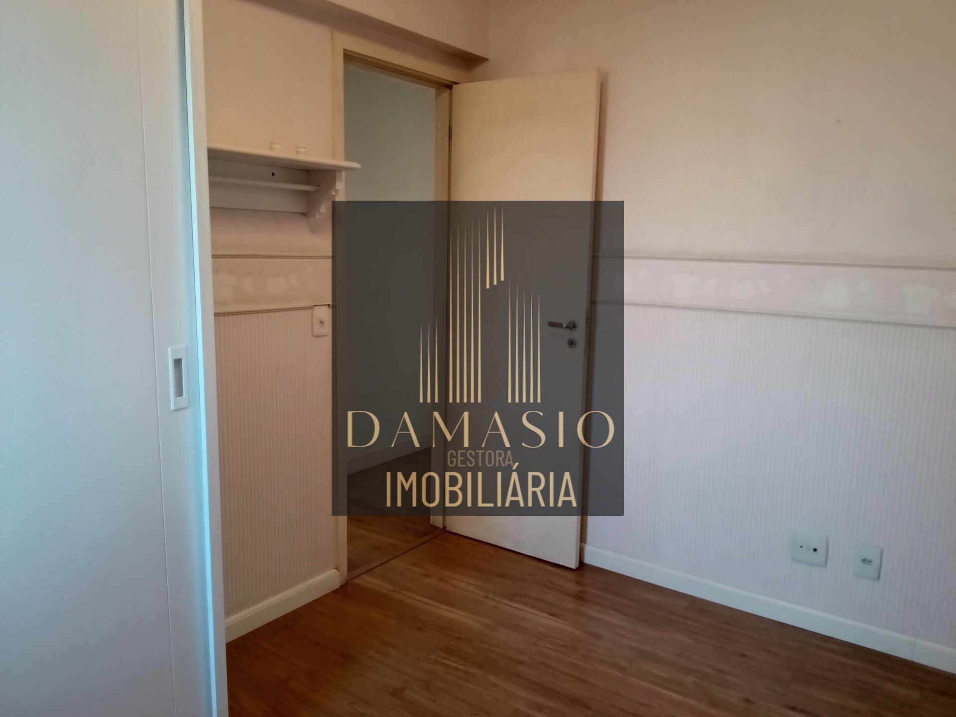 Apartamento à venda com 3 quartos, 105m² - Foto 14