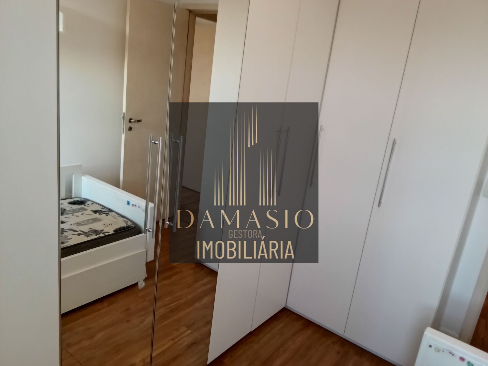 Apartamento à venda com 3 quartos, 105m² - Foto 12