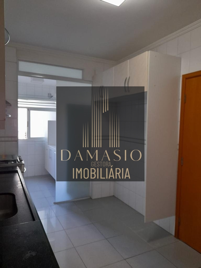 Apartamento para alugar com 3 quartos, 140m² - Foto 11