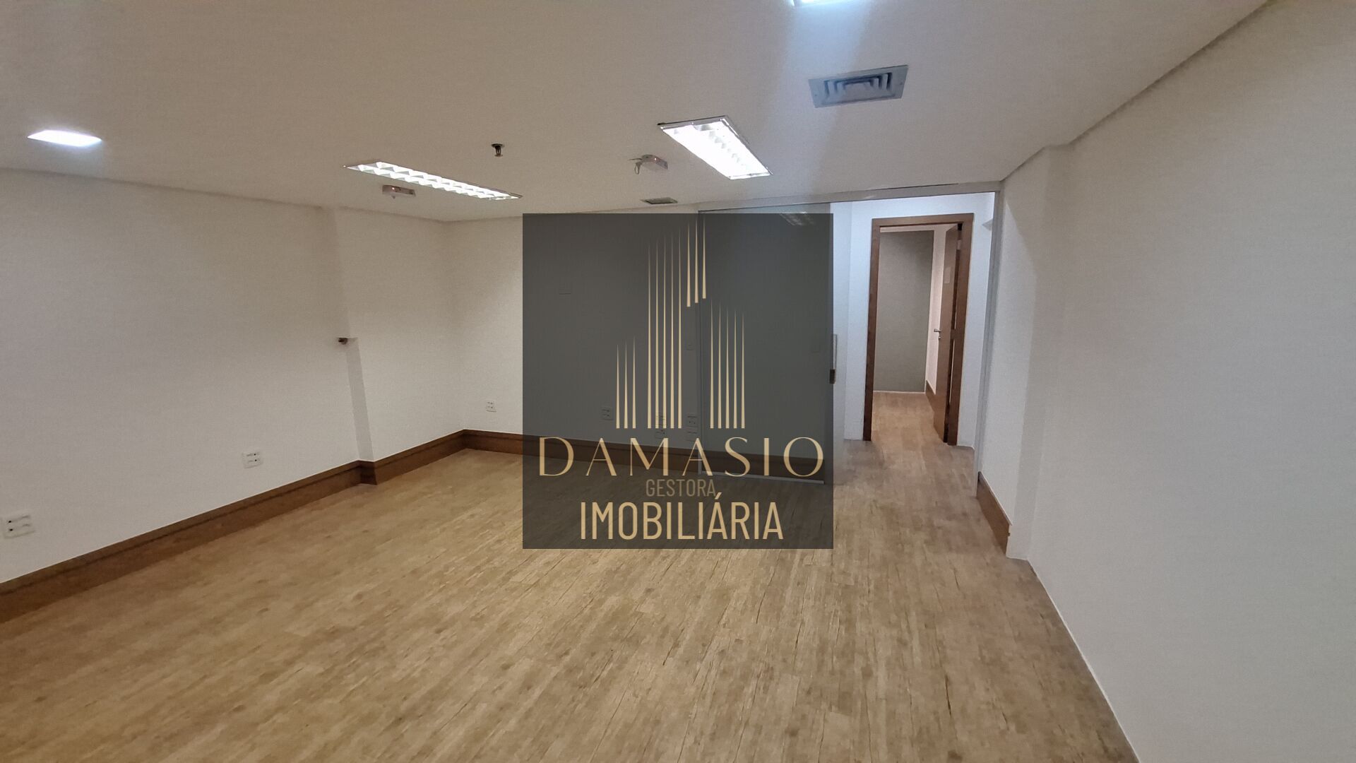 Loja-Salão para alugar, 42m² - Foto 1