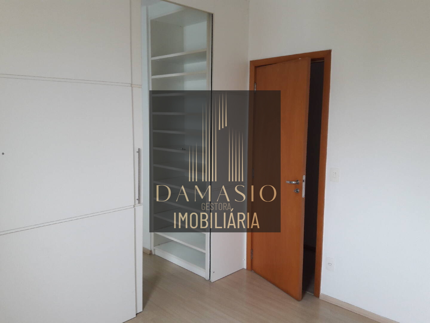 Apartamento para alugar com 3 quartos, 122m² - Foto 5