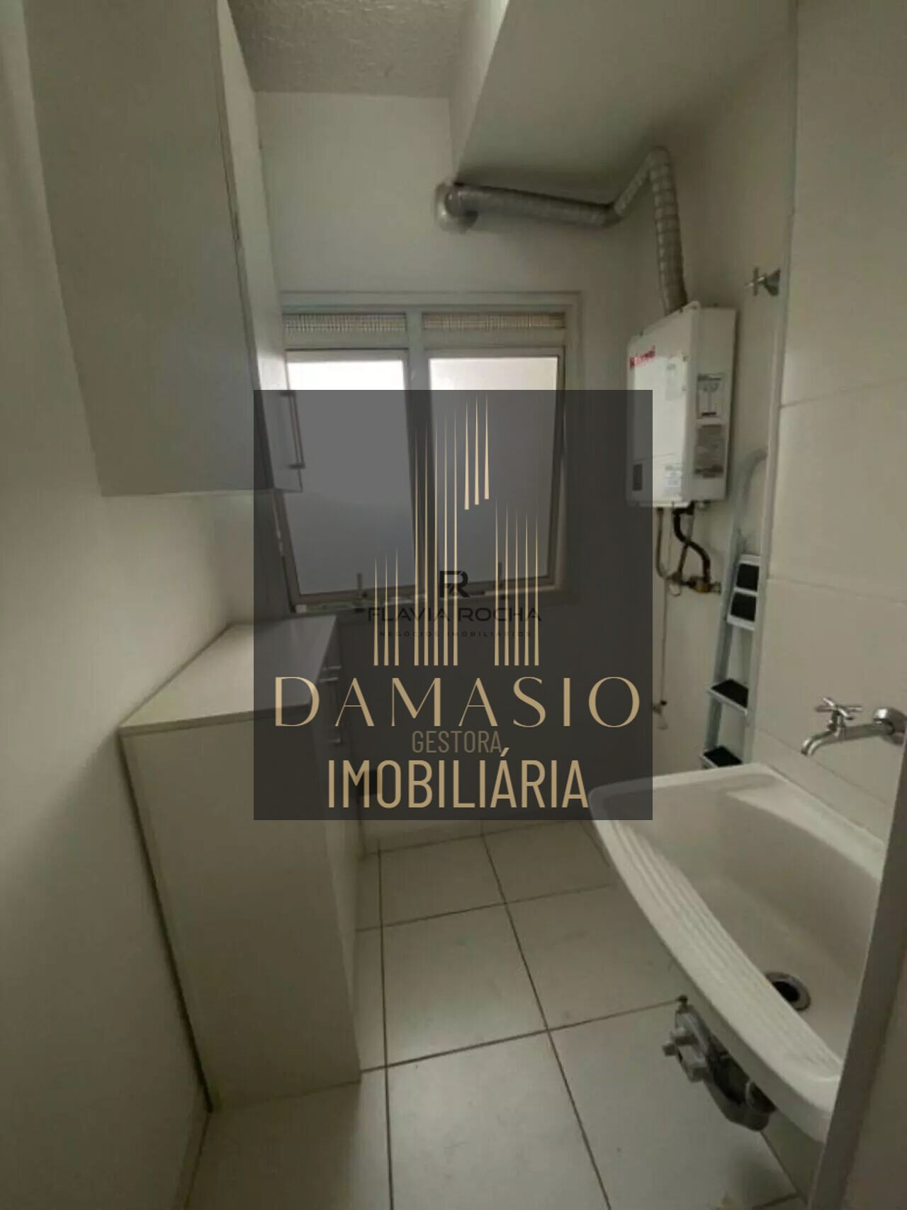 Apartamento para alugar com 2 quartos, 70m² - Foto 14