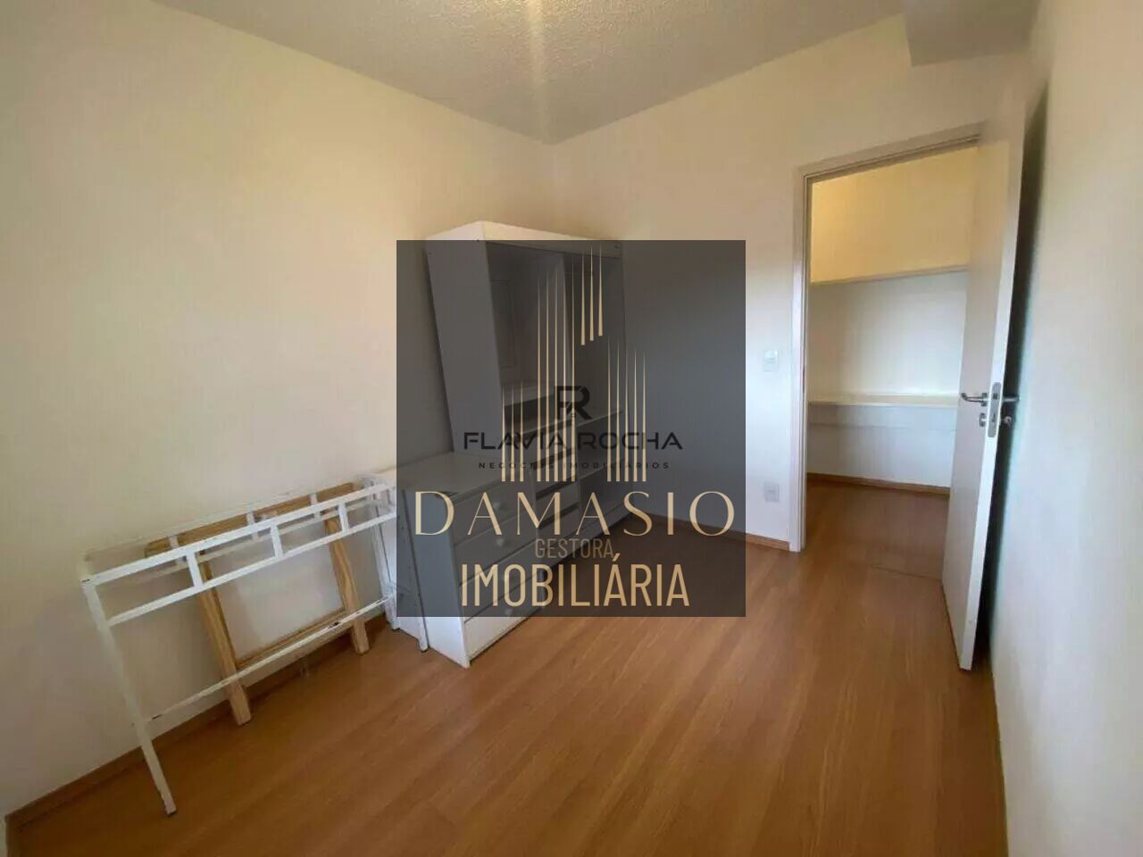 Apartamento para alugar com 2 quartos, 70m² - Foto 8