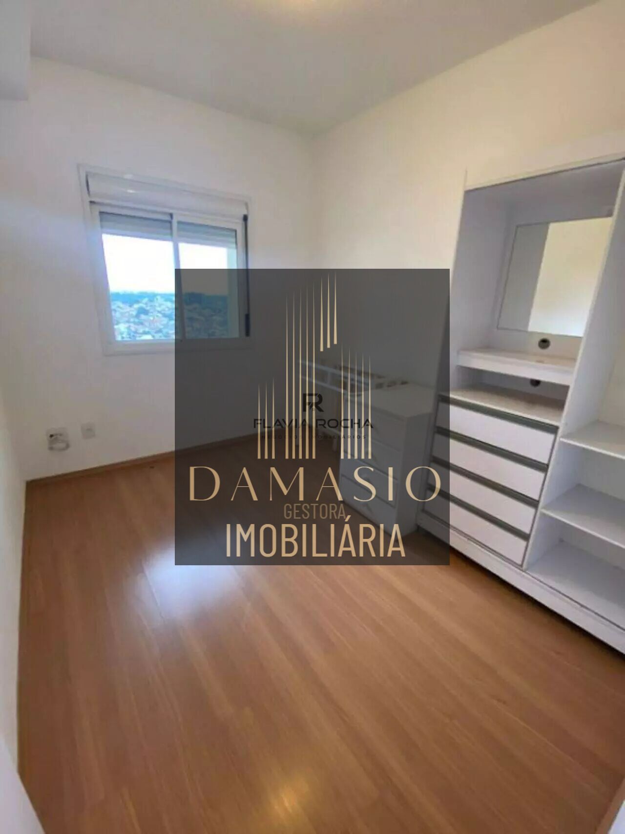 Apartamento para alugar com 2 quartos, 70m² - Foto 9