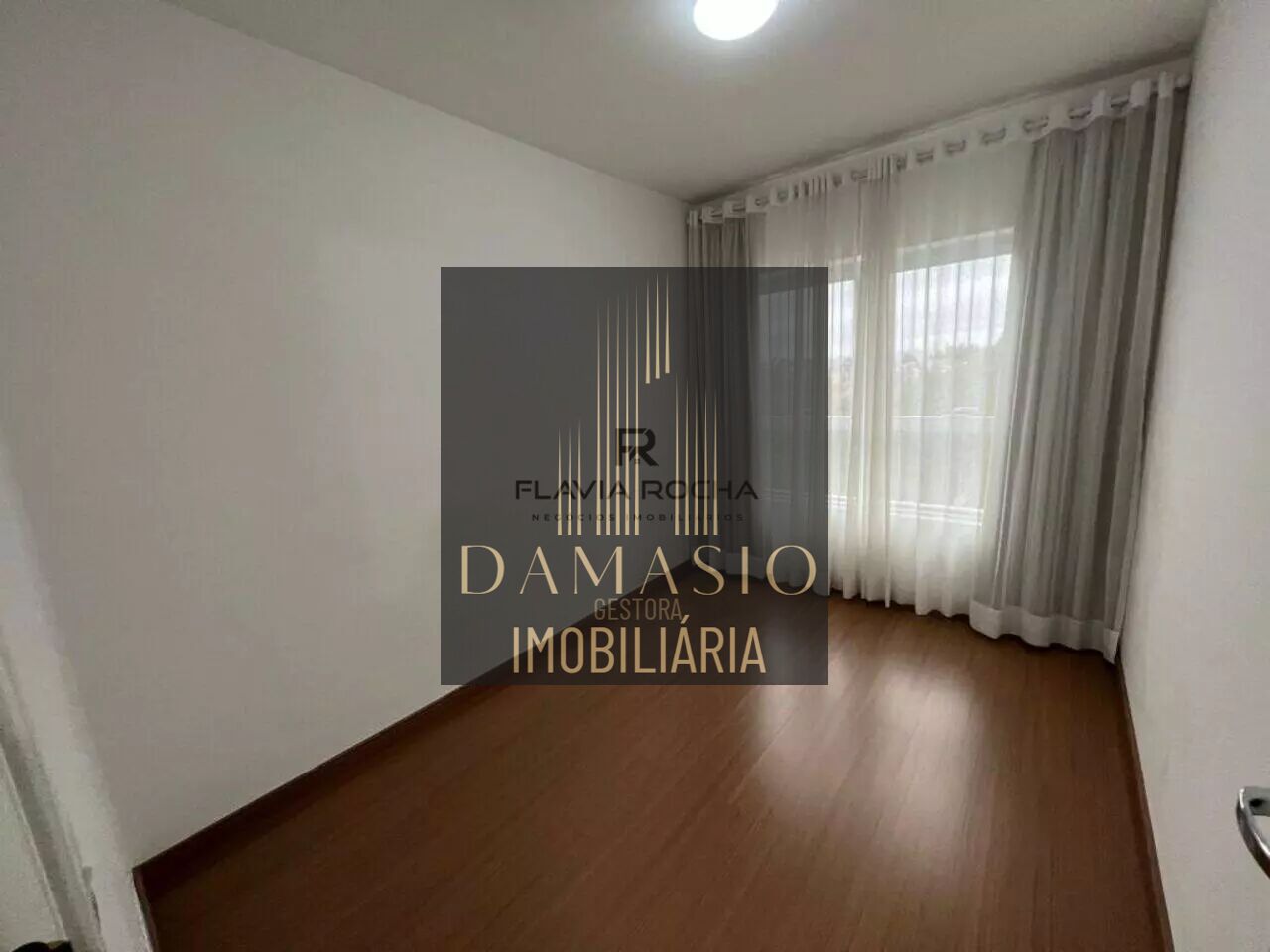 Apartamento para alugar com 2 quartos, 67m² - Foto 10