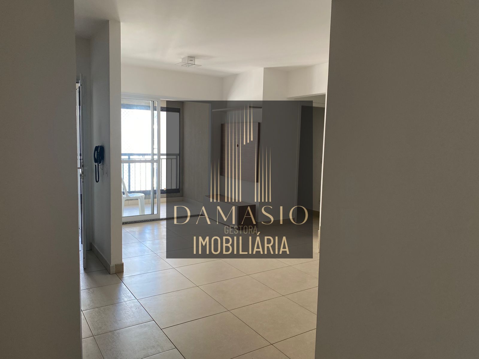 Apartamento para alugar com 2 quartos, 64m² - Foto 11