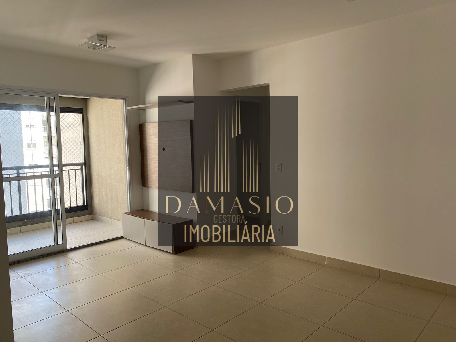 Apartamento para alugar com 2 quartos, 64m² - Foto 12