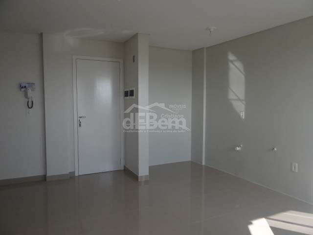 Apartamento à venda com 2 quartos, 79m² - Foto 4
