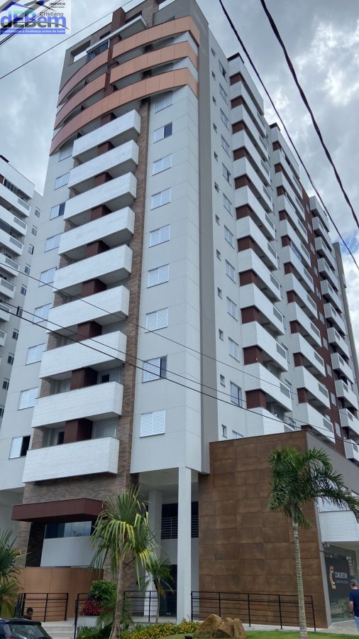 Apartamento à venda com 3 quartos, 91m² - Foto 1