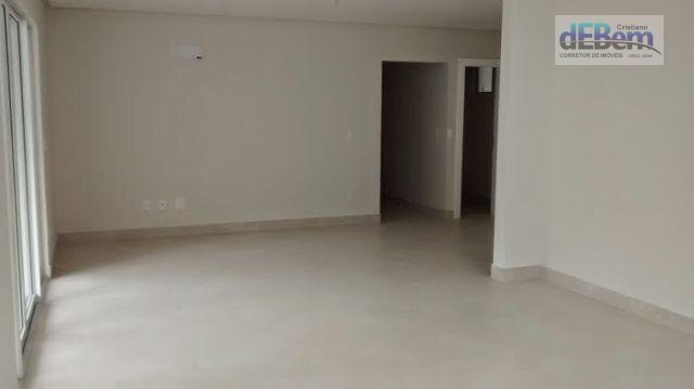 Apartamento à venda com 4 quartos, 209m² - Foto 5